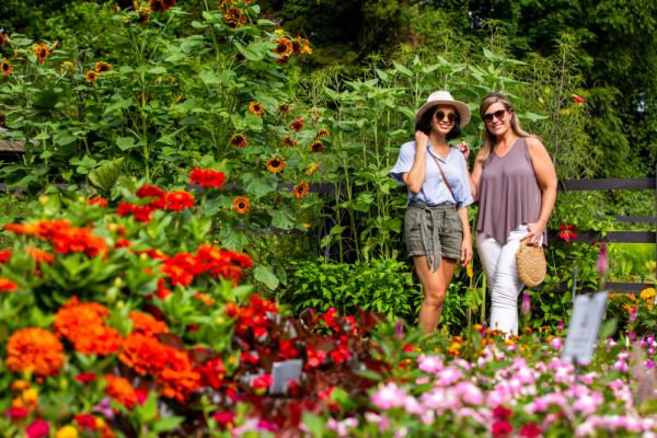 4-springtrip_greenthumbs0-39bfcd0b5056a36_39bfce79-5056-a36a-0736a7a22b14747d